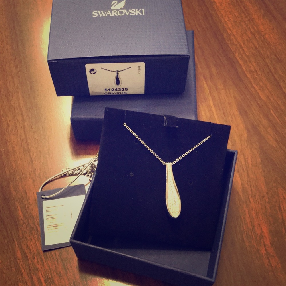 Swarovski cycle pendant necklace